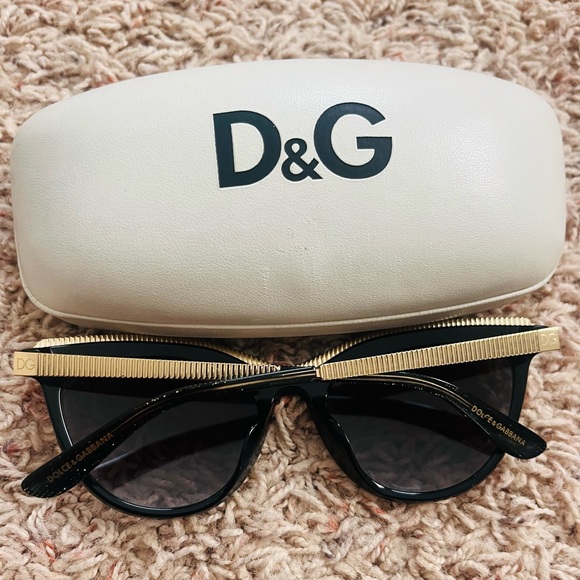 D&G Sunglasses with case